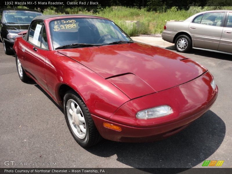 Front 3/4 View of 1992 MX-5 Miata Roadster
