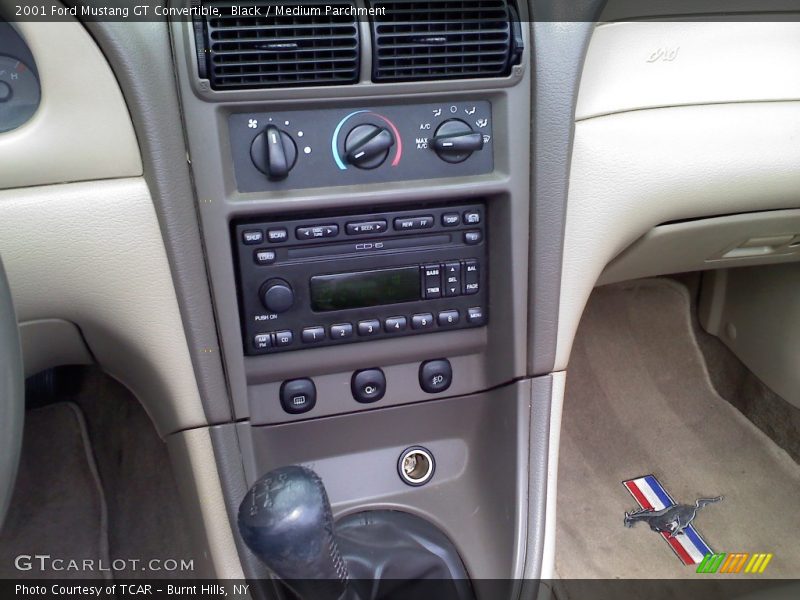 Controls of 2001 Mustang GT Convertible