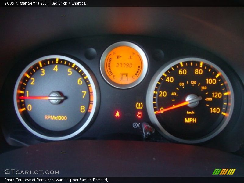 Red Brick / Charcoal 2009 Nissan Sentra 2.0