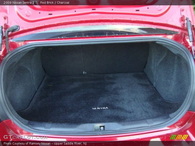 Red Brick / Charcoal 2009 Nissan Sentra 2.0