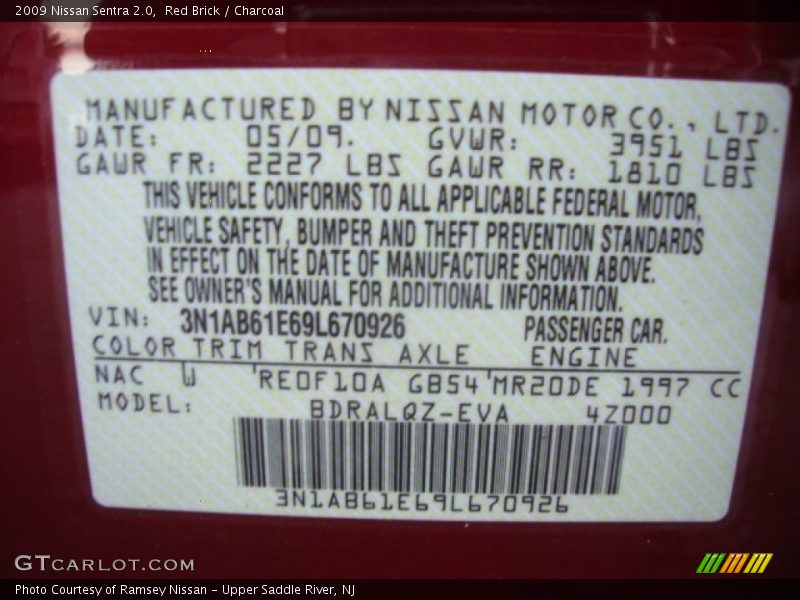 Red Brick / Charcoal 2009 Nissan Sentra 2.0