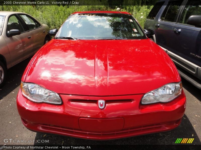 Victory Red / Gray 2003 Chevrolet Monte Carlo LS