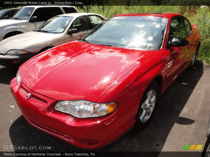 Victory Red / Gray 2003 Chevrolet Monte Carlo LS