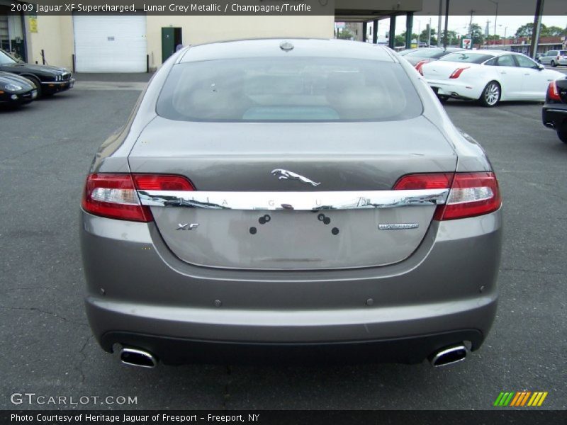 Lunar Grey Metallic / Champagne/Truffle 2009 Jaguar XF Supercharged