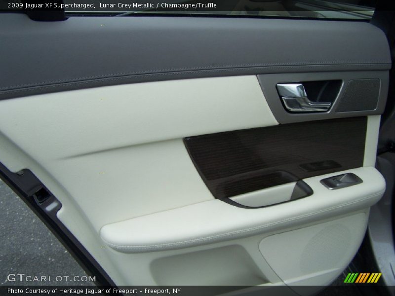 Lunar Grey Metallic / Champagne/Truffle 2009 Jaguar XF Supercharged
