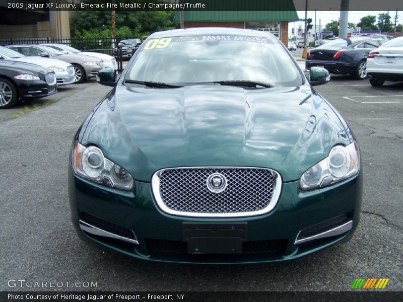 Emerald Fire Metallic / Champagne/Truffle 2009 Jaguar XF Luxury