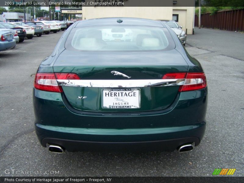 Emerald Fire Metallic / Champagne/Truffle 2009 Jaguar XF Luxury