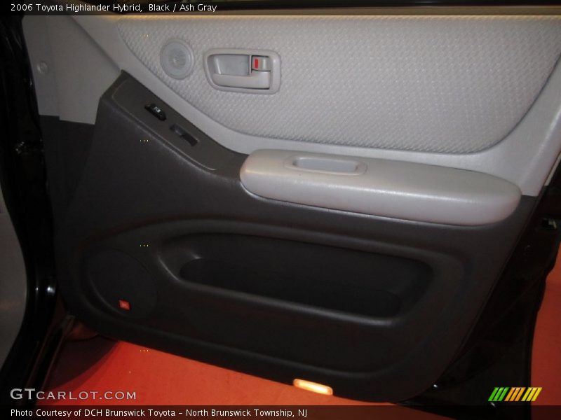 Black / Ash Gray 2006 Toyota Highlander Hybrid