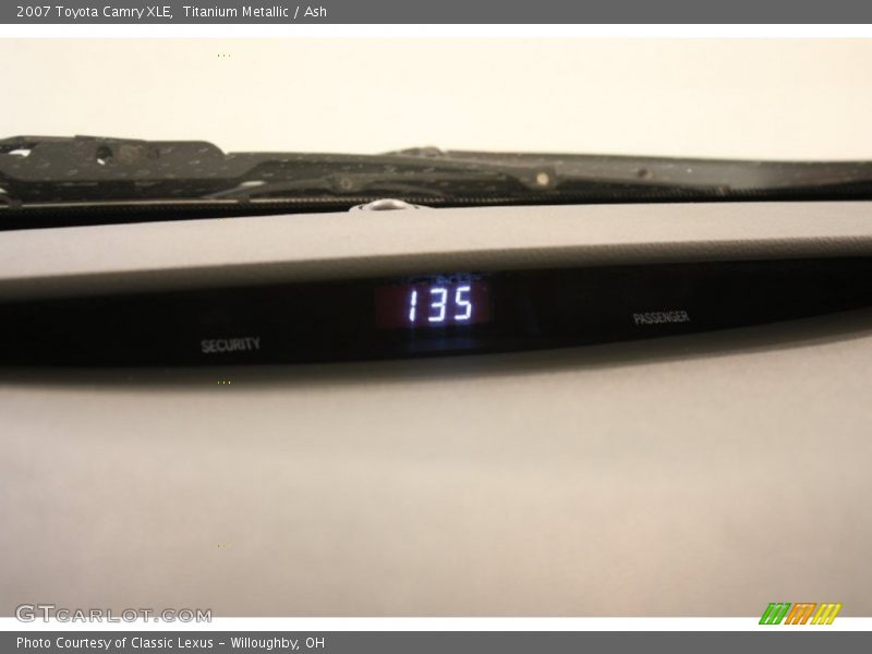 Titanium Metallic / Ash 2007 Toyota Camry XLE