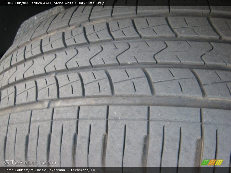 Stone White / Dark Slate Gray 2004 Chrysler Pacifica AWD