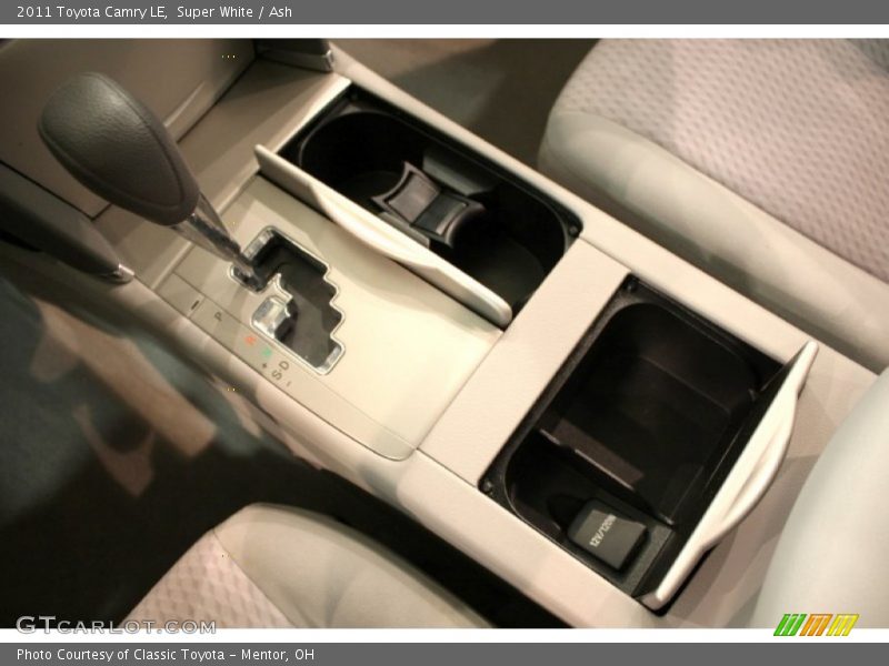 Super White / Ash 2011 Toyota Camry LE