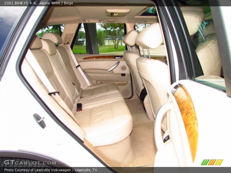 Alpine White / Beige 2001 BMW X5 4.4i