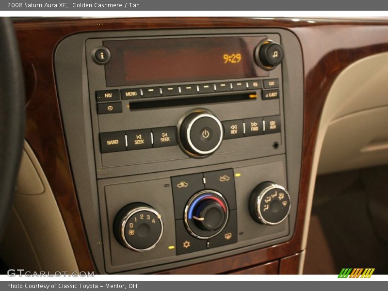 Golden Cashmere / Tan 2008 Saturn Aura XE