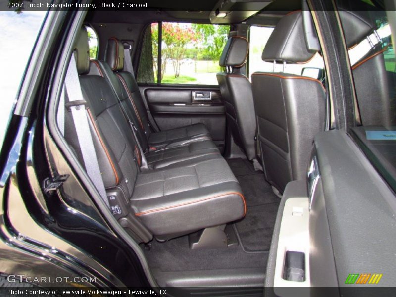Black / Charcoal 2007 Lincoln Navigator Luxury