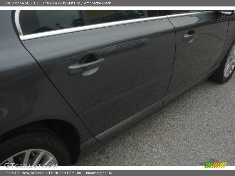 Titanium Gray Metallic / Anthracite Black 2008 Volvo S80 3.2