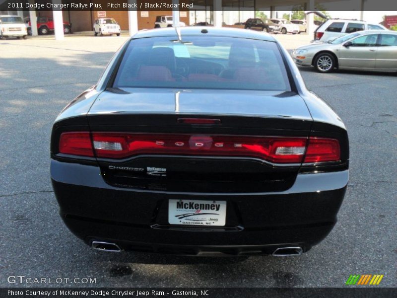 Pitch Black / Black/Radar Red 2011 Dodge Charger Rallye Plus