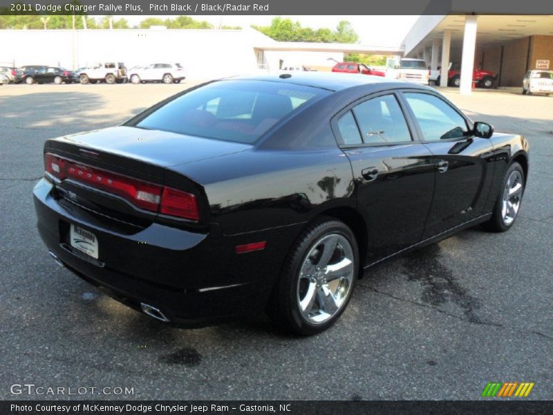 Pitch Black / Black/Radar Red 2011 Dodge Charger Rallye Plus