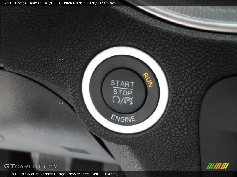 Pitch Black / Black/Radar Red 2011 Dodge Charger Rallye Plus