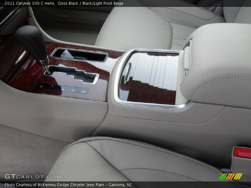 Gloss Black / Black/Light Frost Beige 2011 Chrysler 300 C Hemi