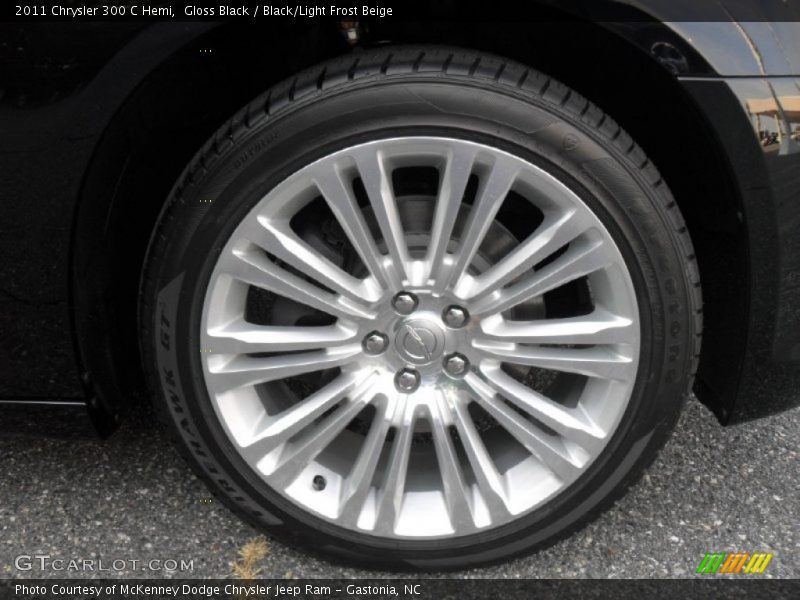  2011 300 C Hemi Wheel