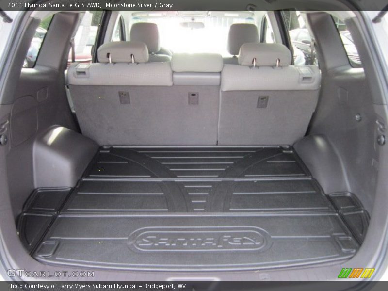  2011 Santa Fe GLS AWD Trunk