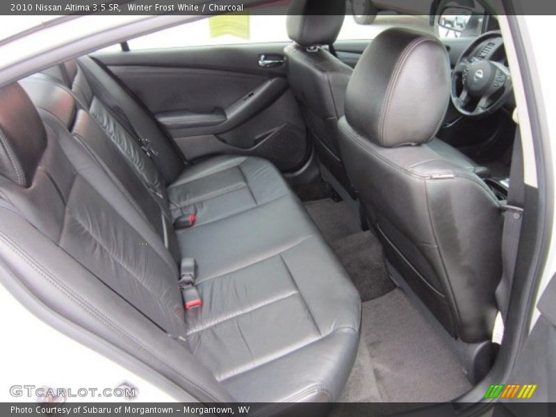 Winter Frost White / Charcoal 2010 Nissan Altima 3.5 SR