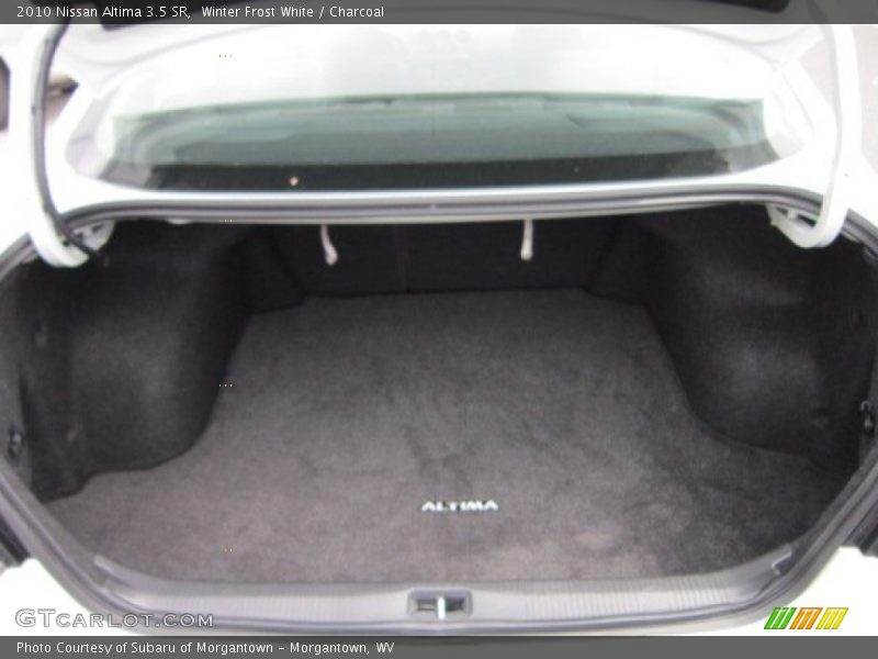 Winter Frost White / Charcoal 2010 Nissan Altima 3.5 SR