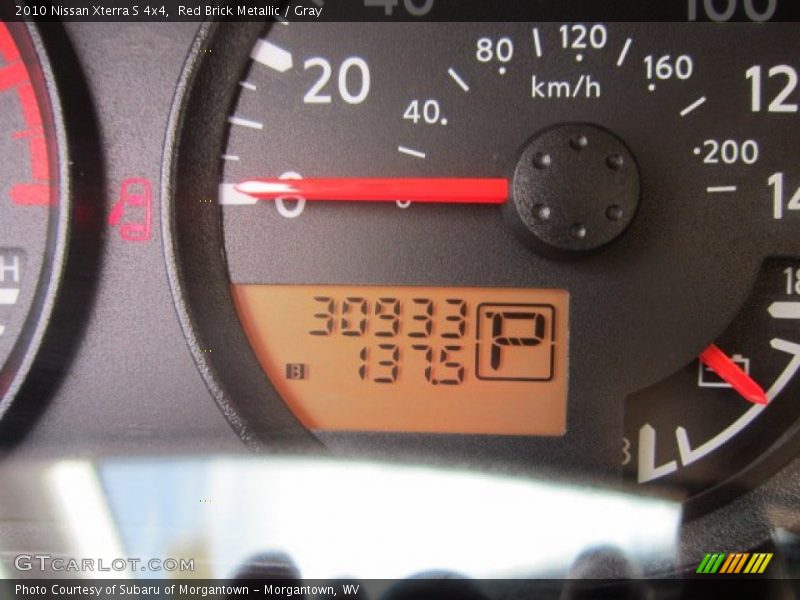Red Brick Metallic / Gray 2010 Nissan Xterra S 4x4