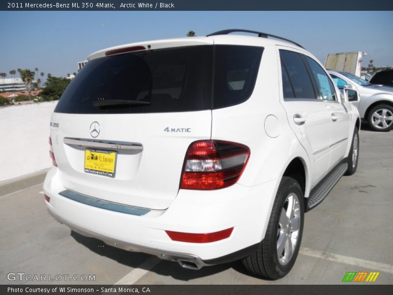 Arctic White / Black 2011 Mercedes-Benz ML 350 4Matic