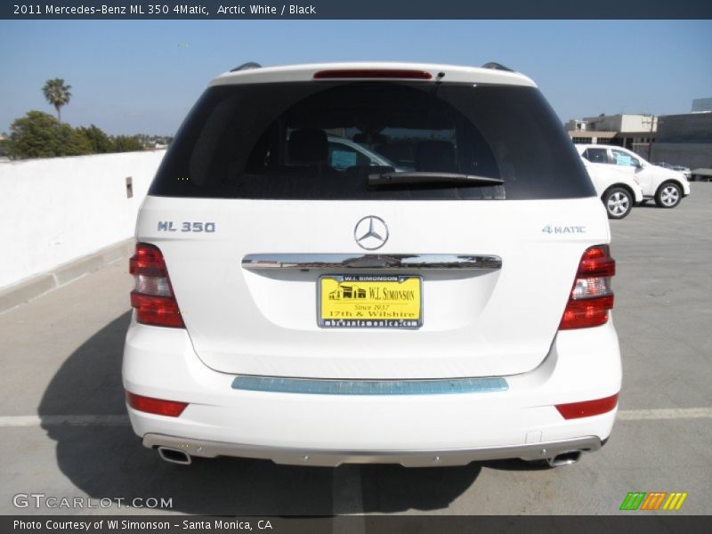 Arctic White / Black 2011 Mercedes-Benz ML 350 4Matic