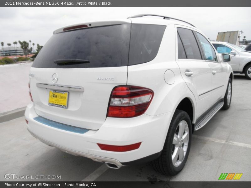 Arctic White / Black 2011 Mercedes-Benz ML 350 4Matic