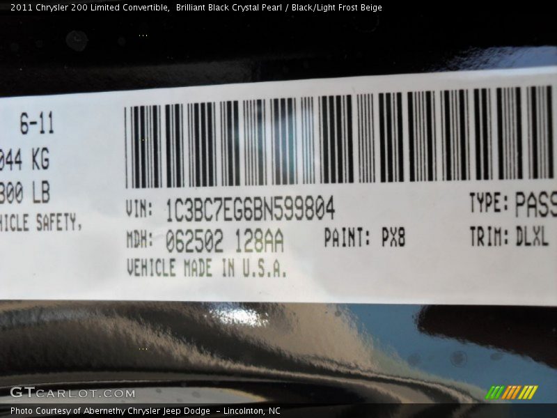 Brilliant Black Crystal Pearl / Black/Light Frost Beige 2011 Chrysler 200 Limited Convertible