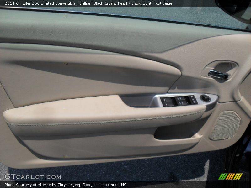 Door Panel of 2011 200 Limited Convertible