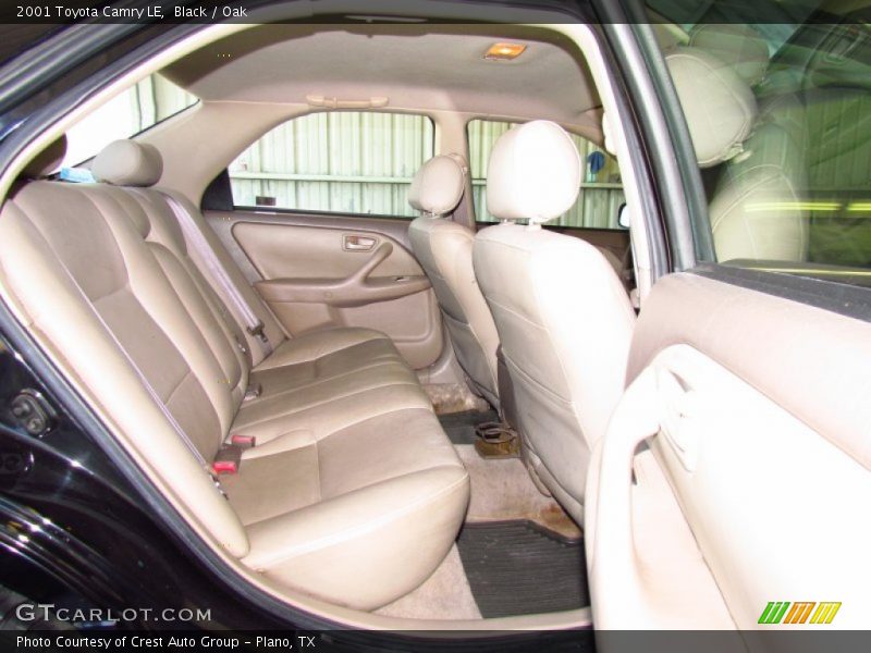 Black / Oak 2001 Toyota Camry LE