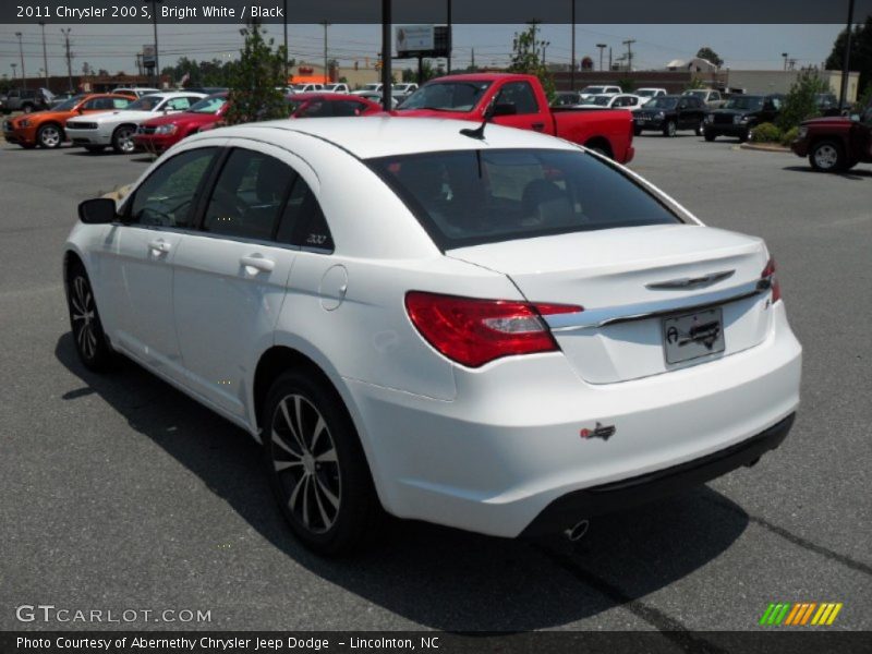 Bright White / Black 2011 Chrysler 200 S