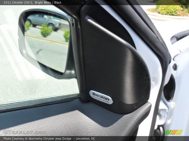 Bright White / Black 2011 Chrysler 200 S