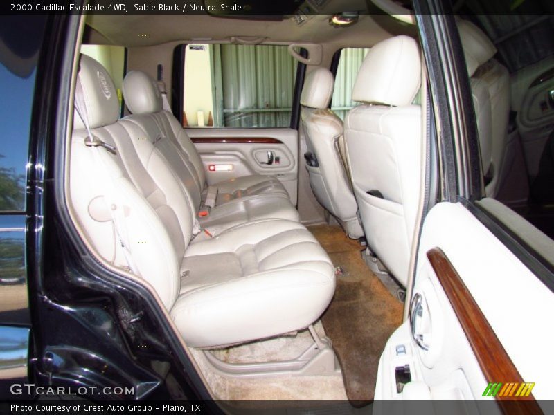 Sable Black / Neutral Shale 2000 Cadillac Escalade 4WD