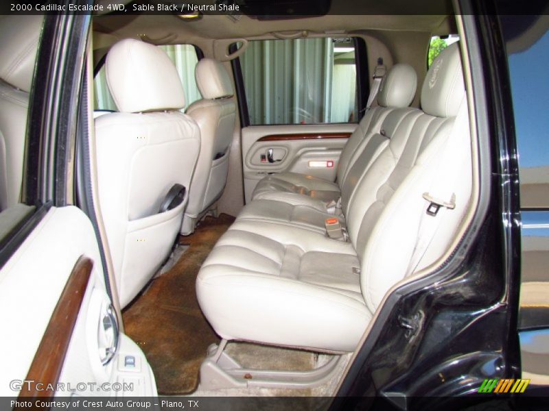 Sable Black / Neutral Shale 2000 Cadillac Escalade 4WD
