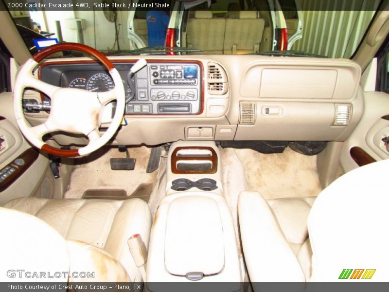 Sable Black / Neutral Shale 2000 Cadillac Escalade 4WD