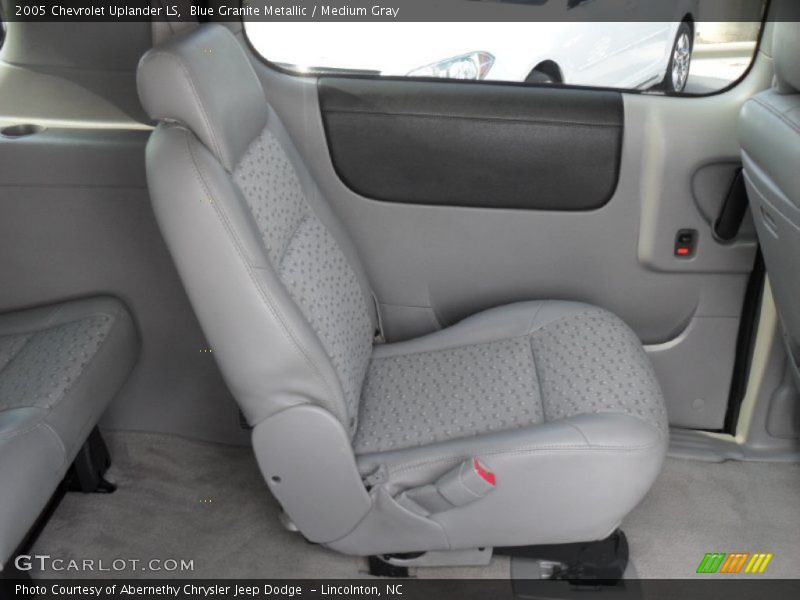 Blue Granite Metallic / Medium Gray 2005 Chevrolet Uplander LS