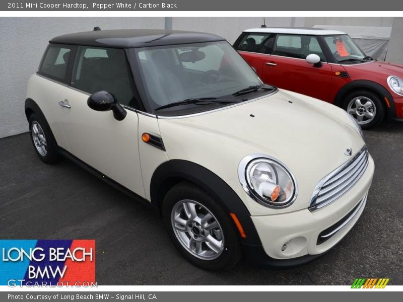 Pepper White / Carbon Black 2011 Mini Cooper Hardtop