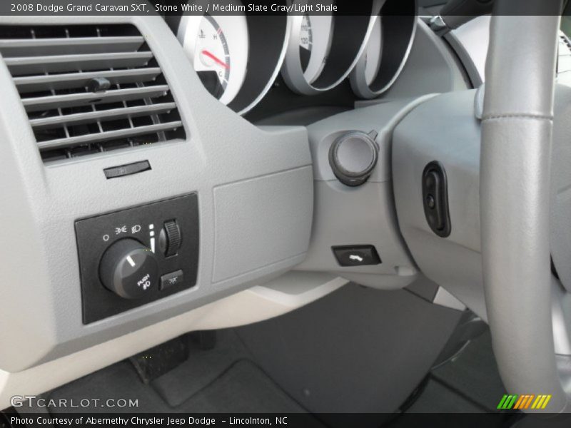Stone White / Medium Slate Gray/Light Shale 2008 Dodge Grand Caravan SXT