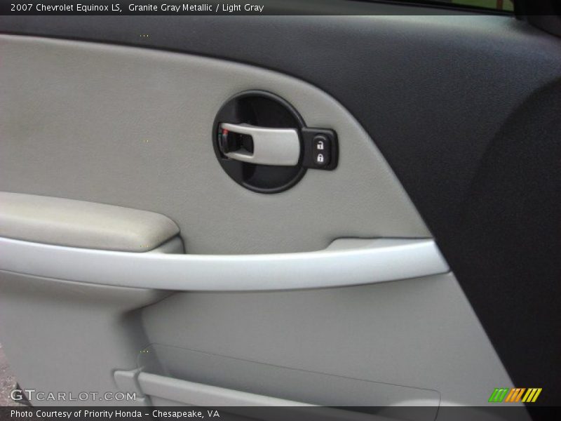 Granite Gray Metallic / Light Gray 2007 Chevrolet Equinox LS