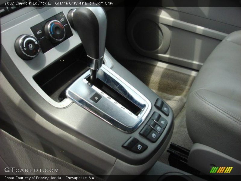 Granite Gray Metallic / Light Gray 2007 Chevrolet Equinox LS