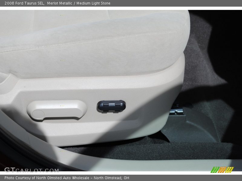 Merlot Metallic / Medium Light Stone 2008 Ford Taurus SEL