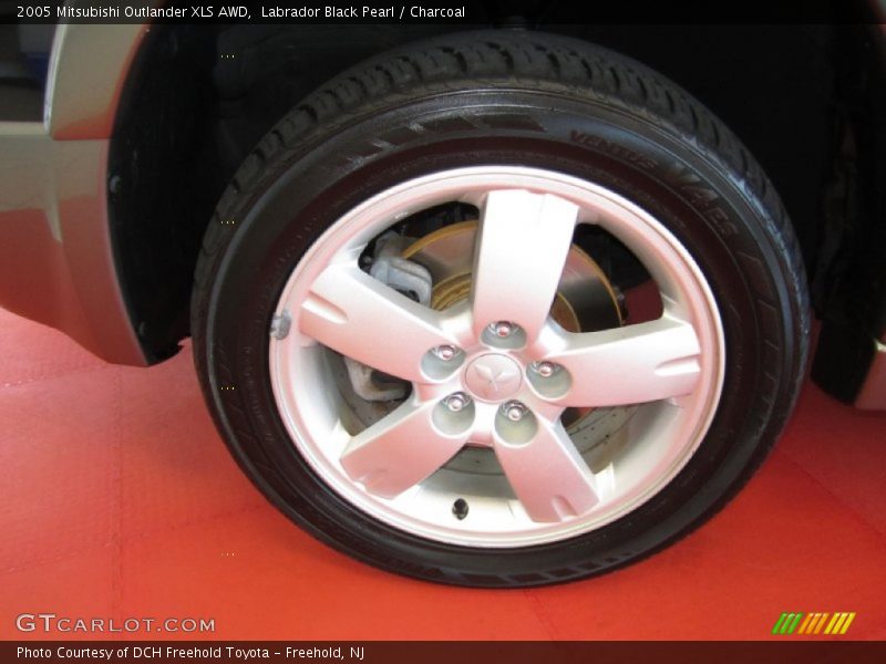 Labrador Black Pearl / Charcoal 2005 Mitsubishi Outlander XLS AWD