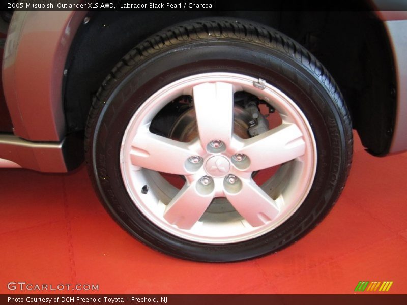 Labrador Black Pearl / Charcoal 2005 Mitsubishi Outlander XLS AWD
