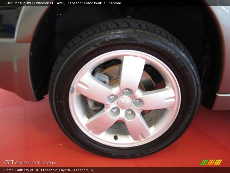 Labrador Black Pearl / Charcoal 2005 Mitsubishi Outlander XLS AWD