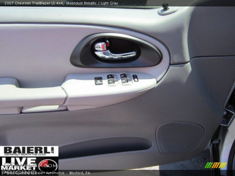 Moondust Metallic / Light Gray 2007 Chevrolet TrailBlazer LS 4x4