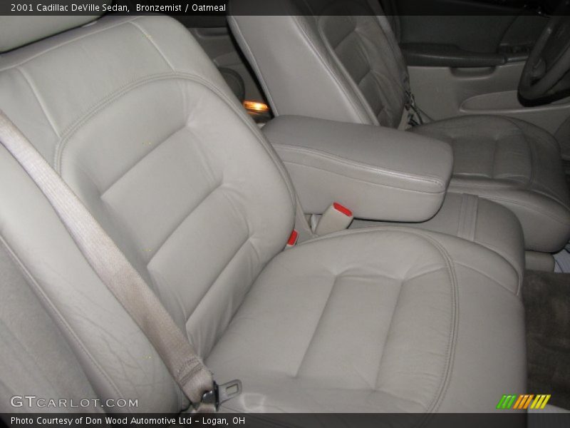 Bronzemist / Oatmeal 2001 Cadillac DeVille Sedan